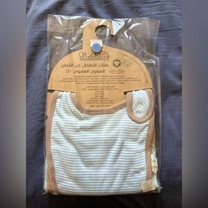 NWT NEFERTARI 100% Cotton Baby Bibs (Set of 3)
